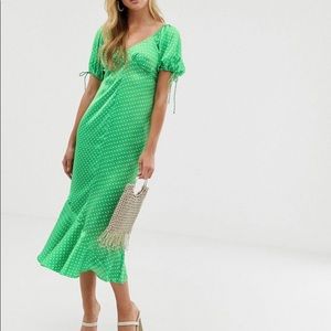 Sweetheart midi polka dot tea dress in green
